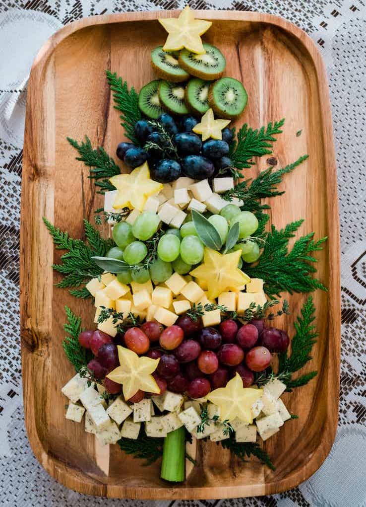 Holiday Snack Boards: Healthy & Festive Party Tray Inspiration